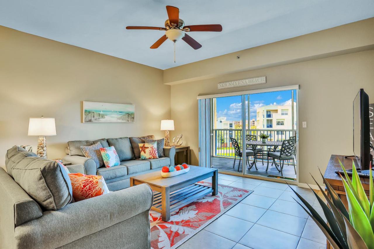 Oceanwalk Condos Bethune Beach Exterior foto