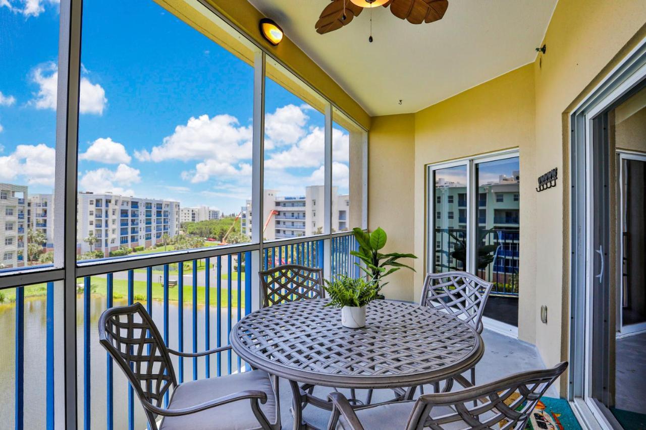 Oceanwalk Condos Bethune Beach Exterior foto